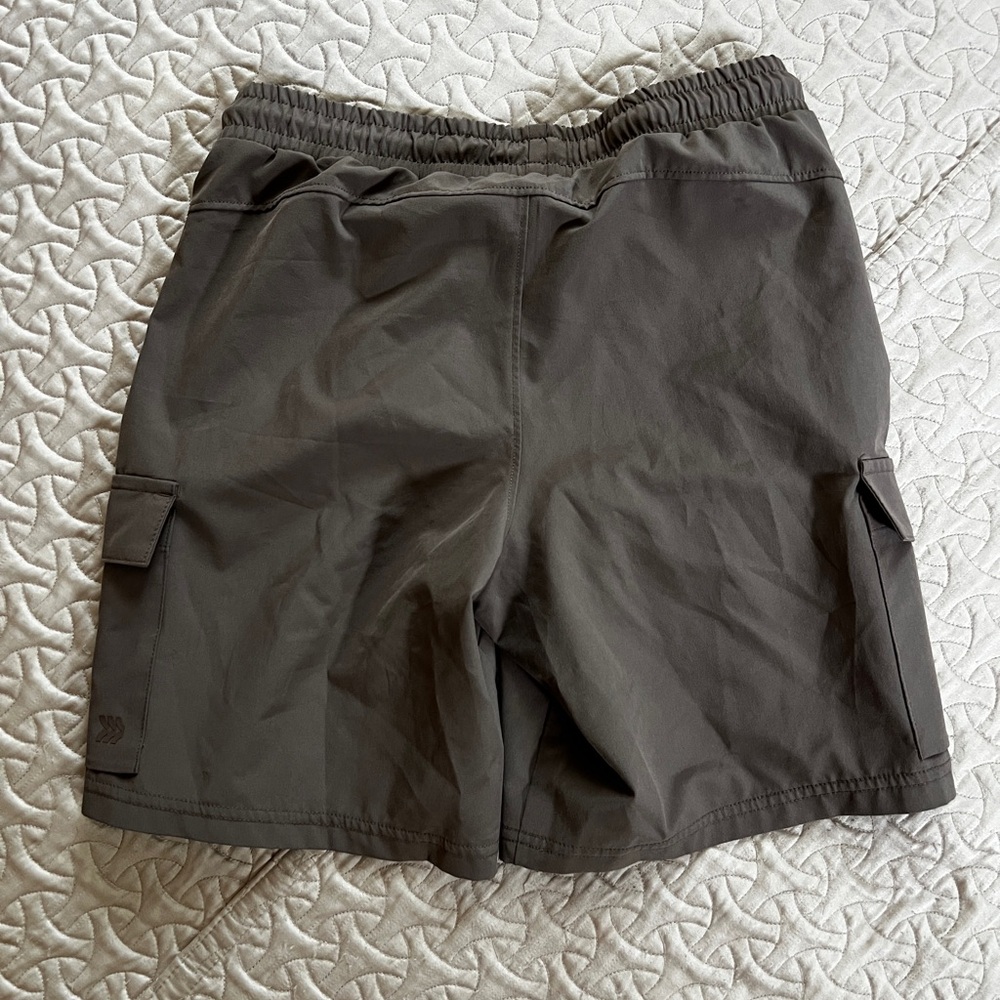 All in Motion Dark Gray Cargo Shorts - Picture 3 of 3